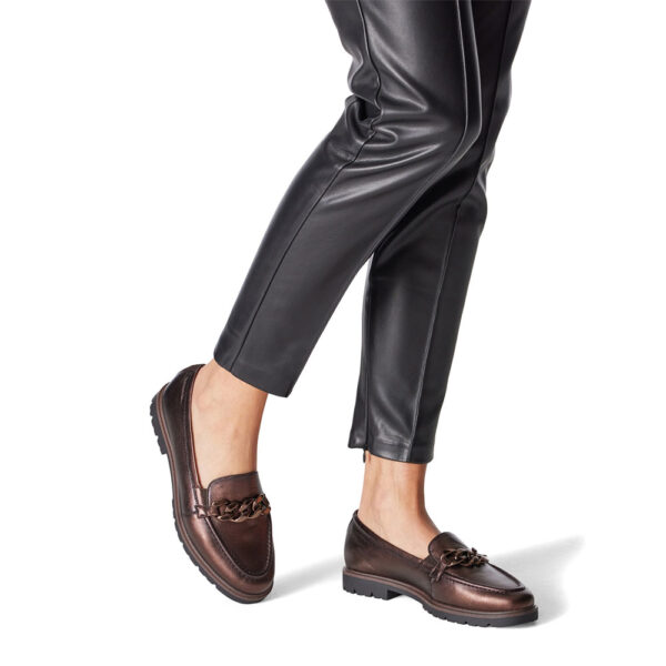 ženske smeđe loufers cipele