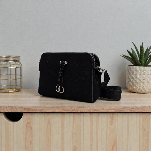 crna velur mala torba