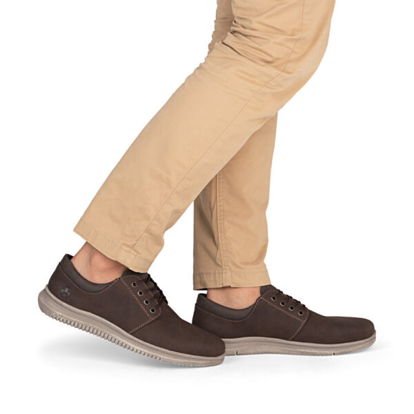 muške smeđe cipele