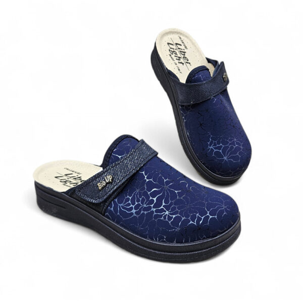 Plave anatomske natikače Liber Light od stretch lycra materijala s kožnim uloškom i čičak remenom, prilagođene hallux valgus stopalima