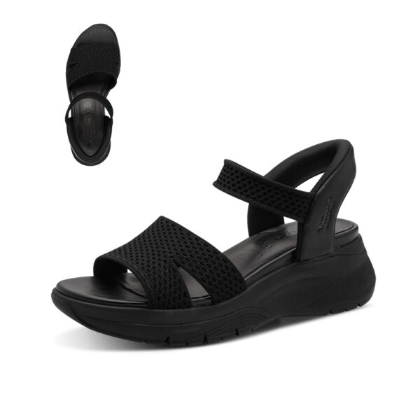 Tamaris Comfort Step-In ženske sandale s pletenim elastičnim remenima, povišenim potplatom od 4,5 cm i laganom konstrukcijom u crnoj boji.