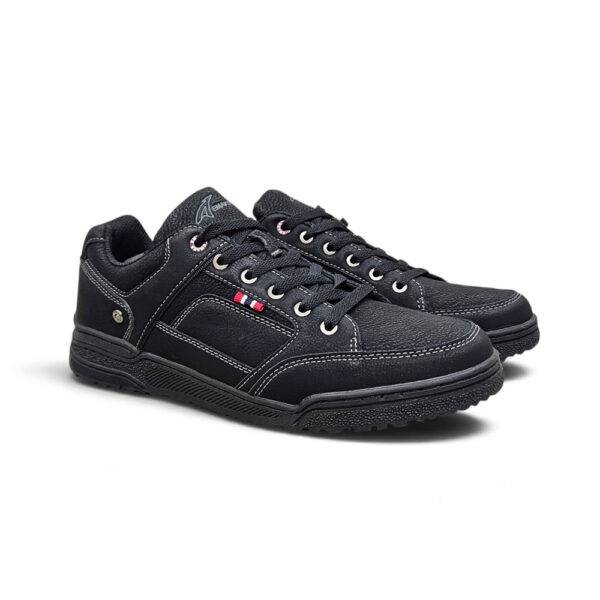 Emax muške crne urban casual tenisice s kontrastnim prošivima